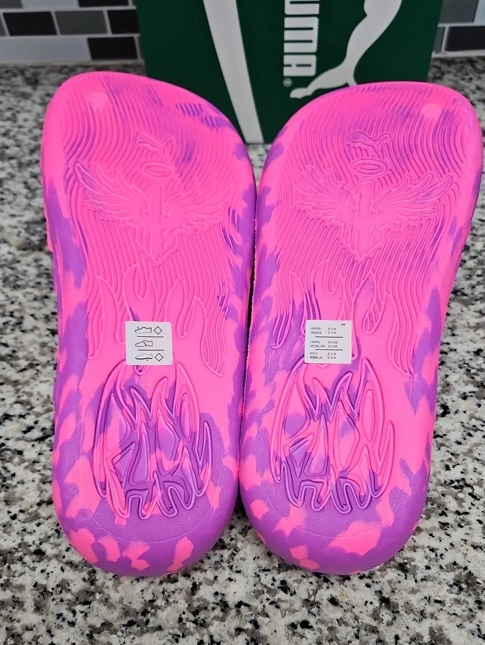 PUMA LAMELO MB3 SLIDES, SIZE 9 MENS *RUN SMALL*
